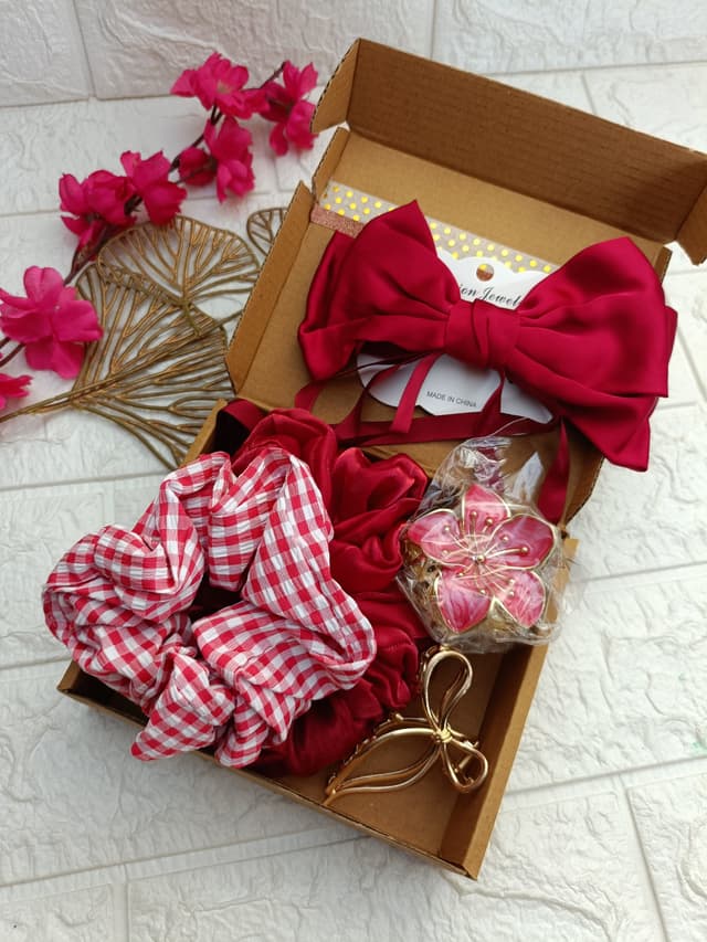 Hamper